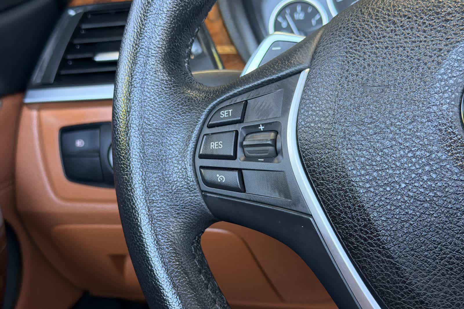 Used 2015 BMW 428i Convertible RWD image 25