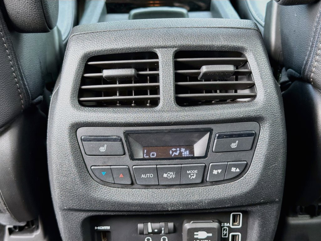 Used 2021 Honda Pilot Touring image 20