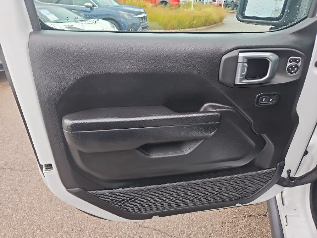 Used 2023 Jeep Wrangler Sport AWD/4WD image 19
