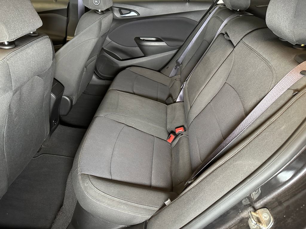 Used 2017 Chevrolet Cruze LT image 21