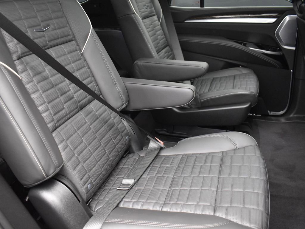 Certified 2026 Cadillac Escalade Platinum Sport w/ LPO, ONYX Package image 36