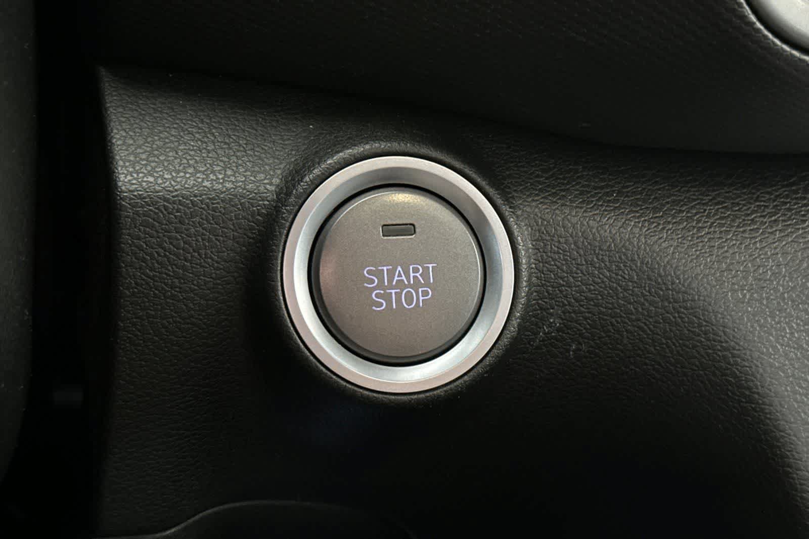 Used 2023 Hyundai Kona Limited w/ Cargo Package FWD image 24