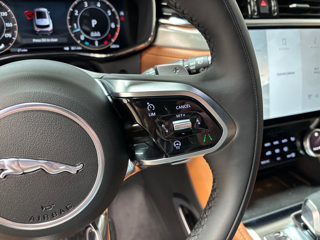 New 2026 Jaguar F-PACE R-Dynamic S image 20