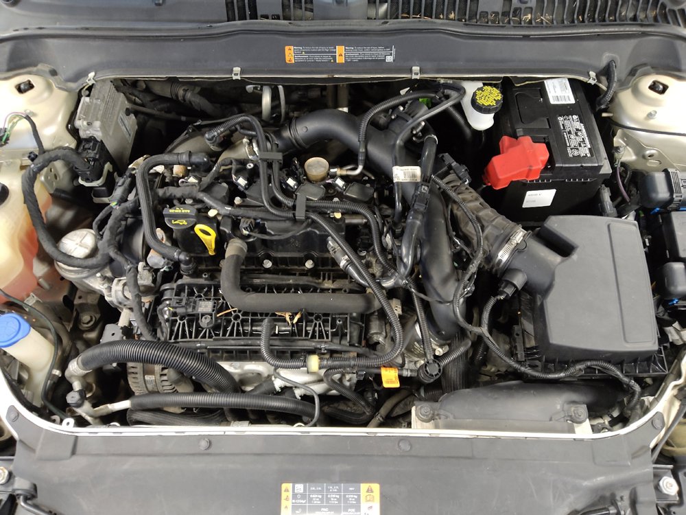Used 2019 Ford Fusion SE FWD image 30