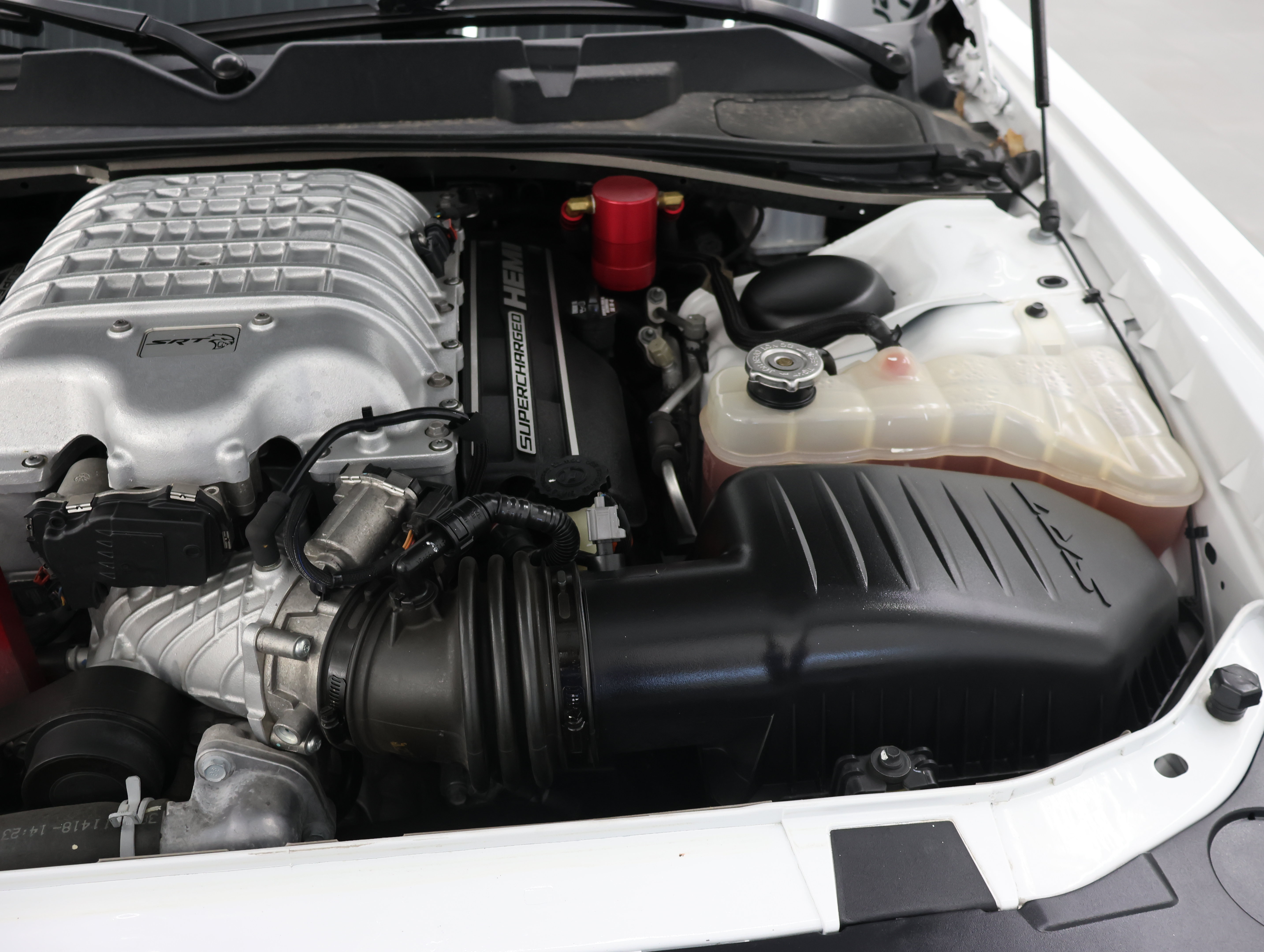 Used 2017 Dodge Challenger SRT Hellcat RWD image 18
