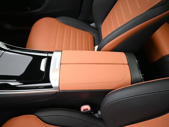 New 2026 Mercedes-Benz GLC 43 AMG 4MATIC image 9