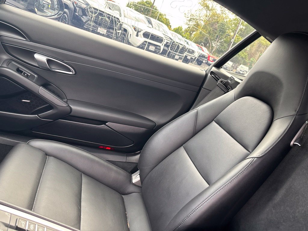 Used 2021 Porsche 718 Cayman RWD image 14