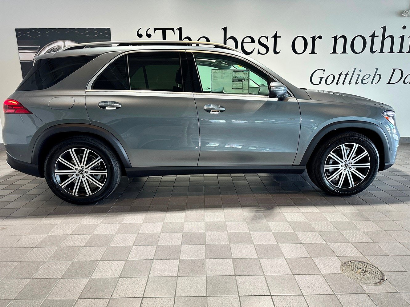 New 2026 Mercedes-Benz GLE 350 4MATIC image 3