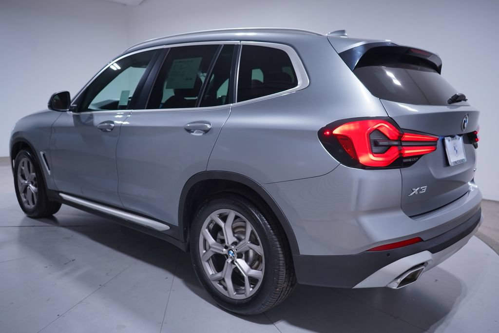 Used 2023 BMW X3 sDrive30i w/ Convenience Package RWD image 3