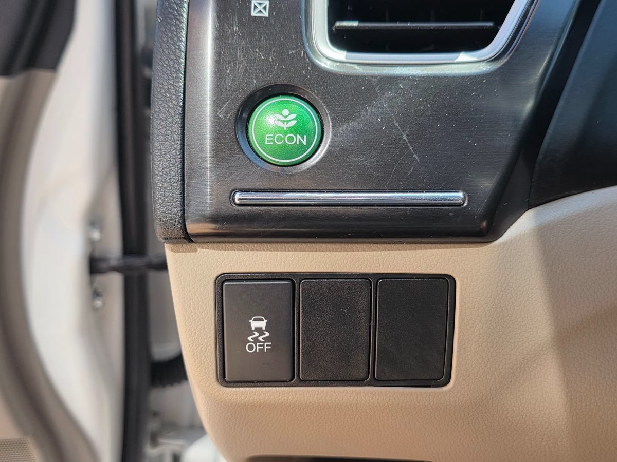 Used 2015 Honda Civic SE image 44