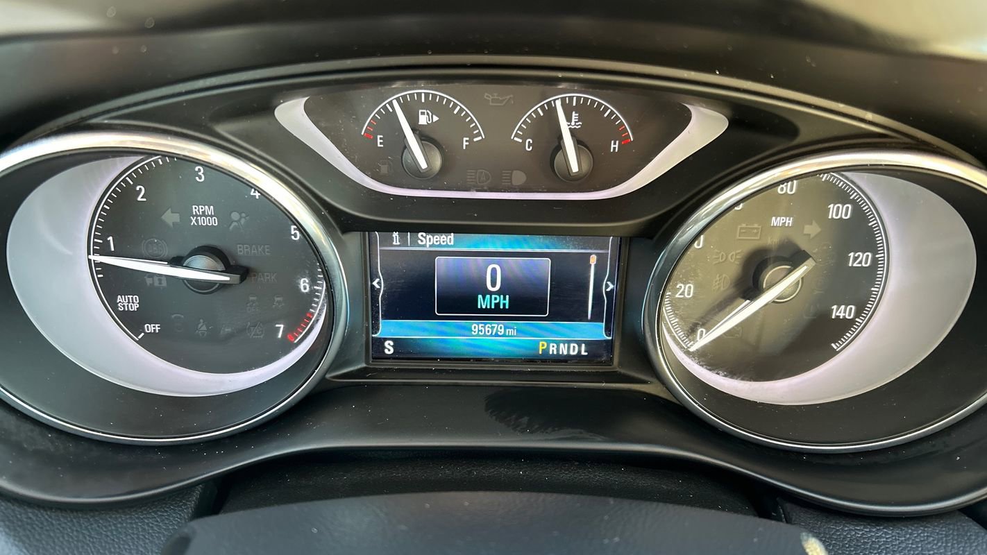 Used 2020 Buick Envision Essence image 21