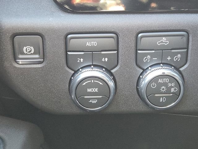 New 2026 GMC Sierra 1500 Elevation image 10