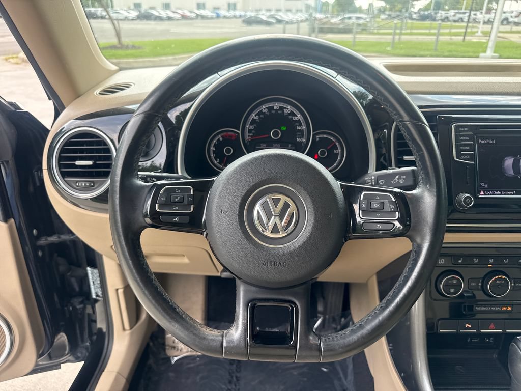 Used 2018 Volkswagen Beetle 2.0T SE FWD image 19