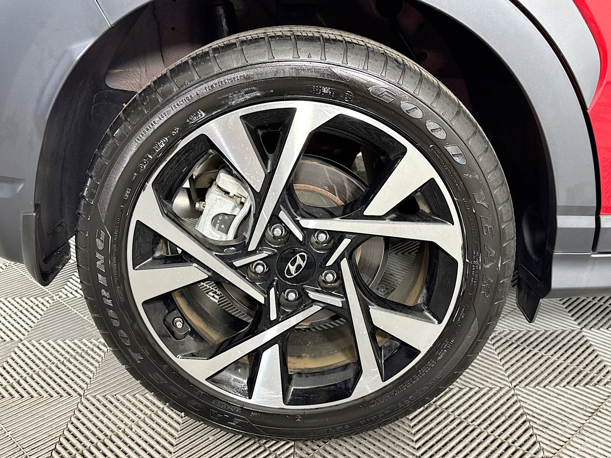 Used 2022 Hyundai Kona Limited image 32