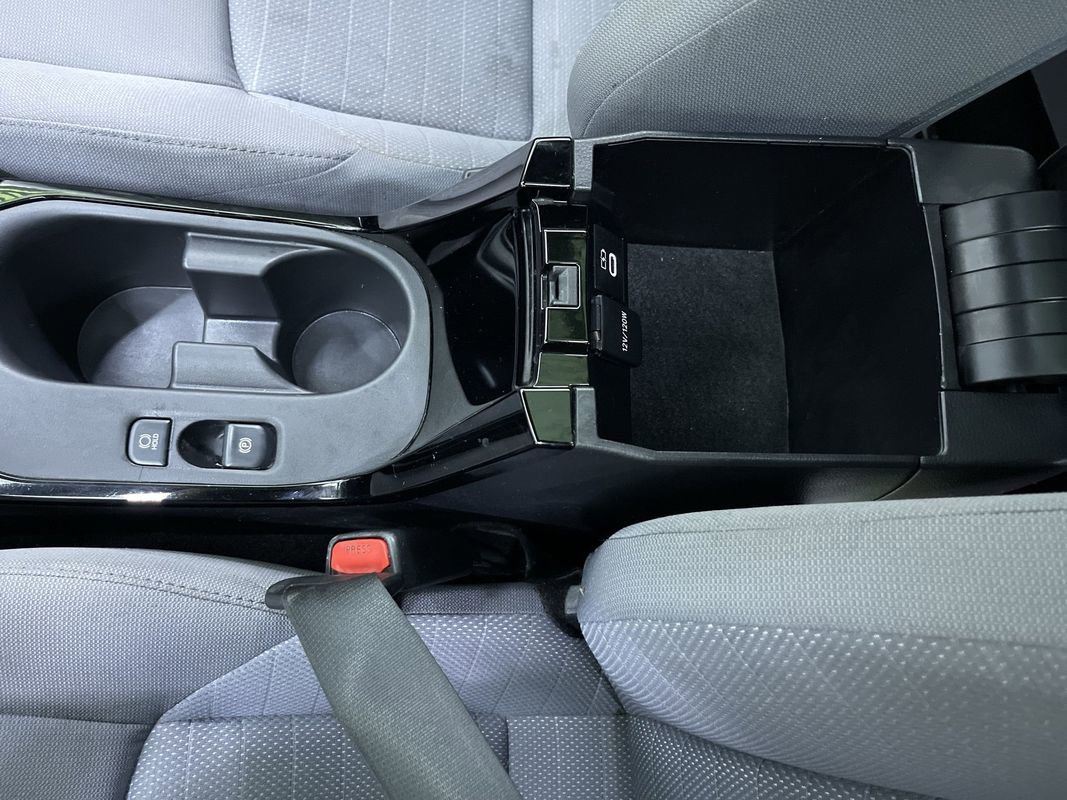 Used 2023 Toyota Corolla SE w/ SE Premium Package image 25