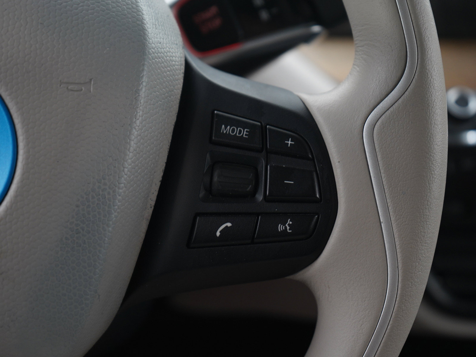 Used 2014 BMW i3 RWD image 25