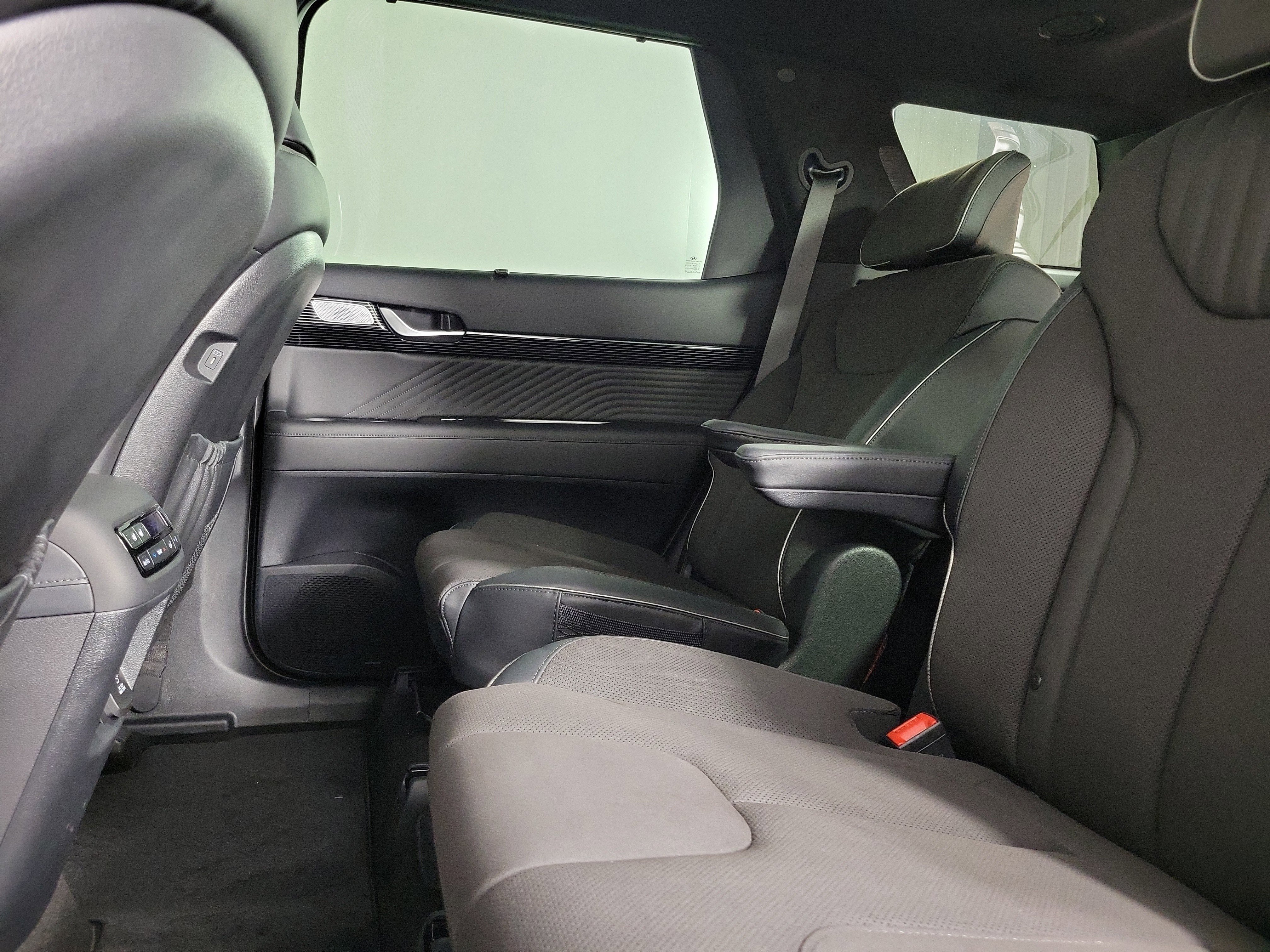 New 2025 Hyundai Palisade Calligraphy image 32