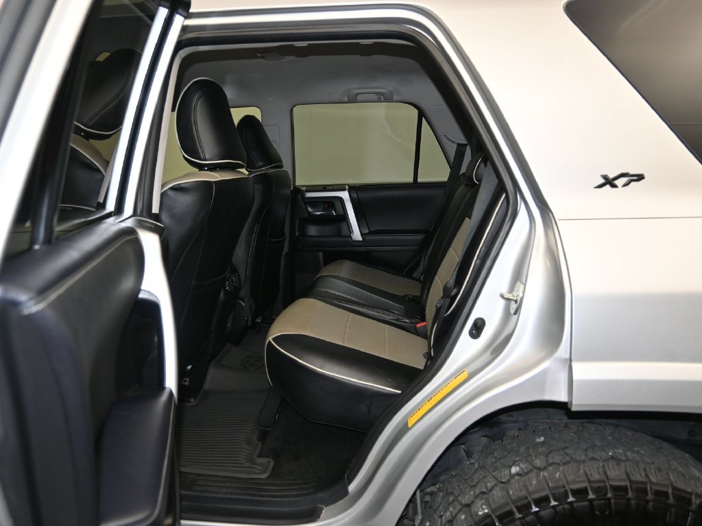 Used 2023 Toyota 4Runner SR5 AWD/4WD image 21