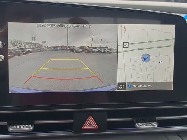 Used 2025 Hyundai Elantra SEL FWD image 19