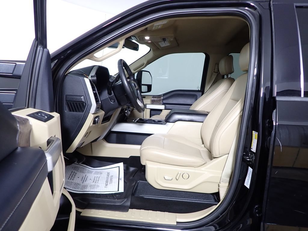 Used 2019 Ford F250 Lariat w/ Lariat Ultimate Package AWD/4WD image 22