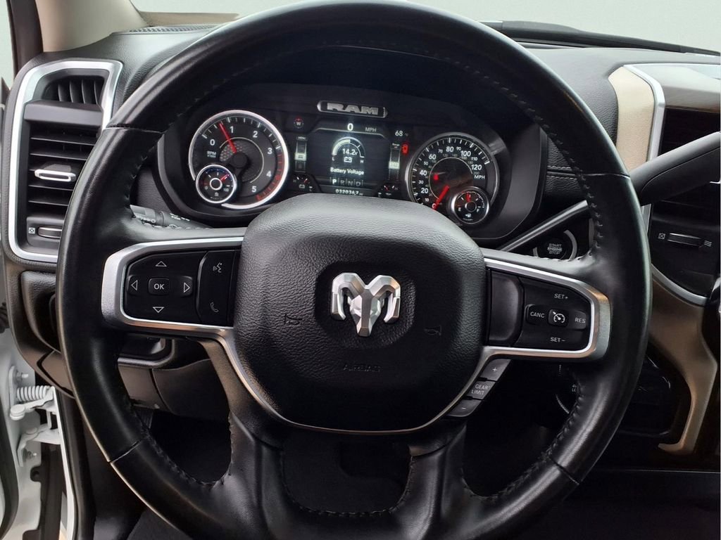 Used 2024 RAM 2500 Laramie AWD/4WD image 5