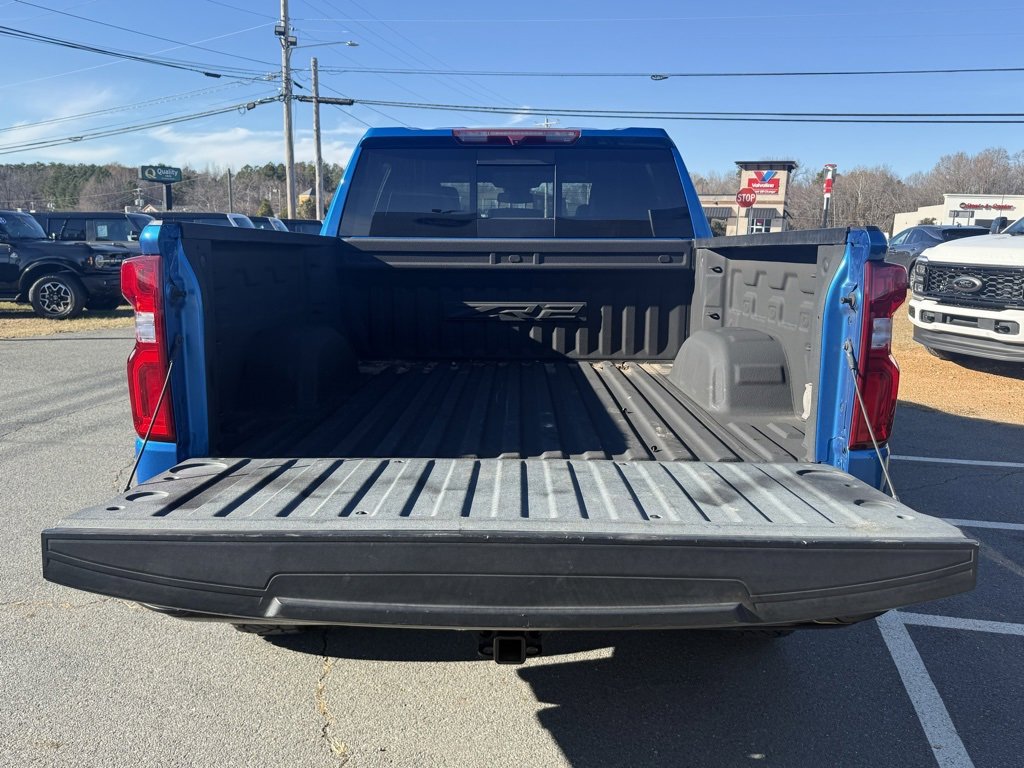 Used 2022 Chevrolet Silverado 1500 ZR2 image 5