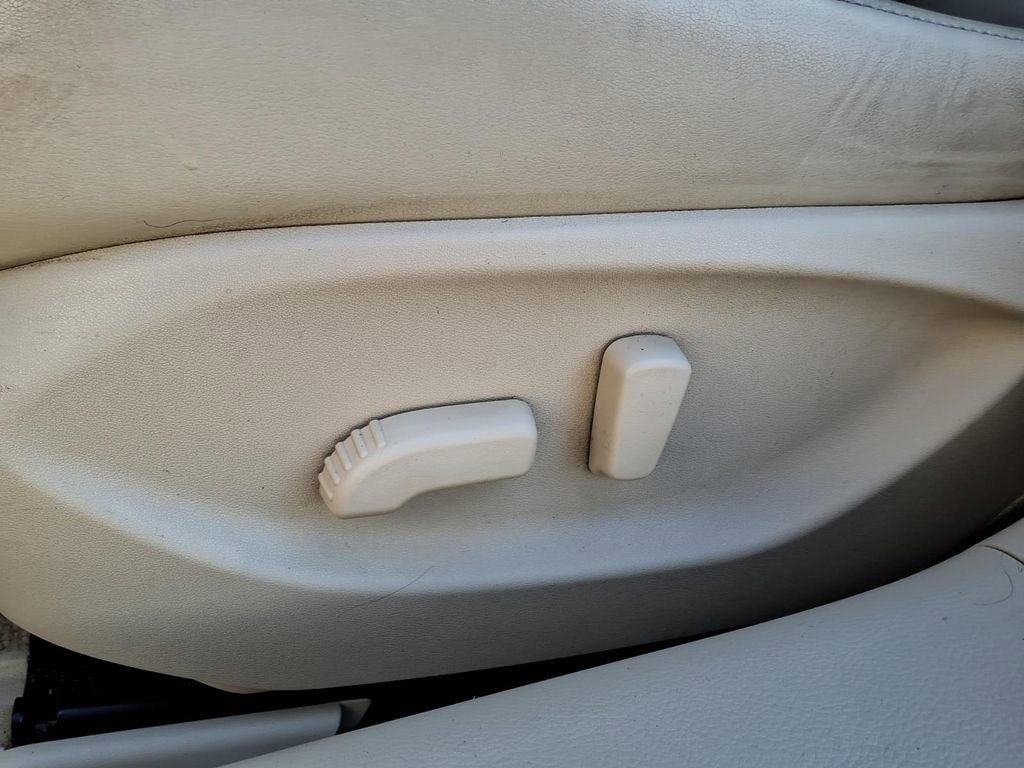 Used 2015 INFINITI Q50 Premium w/ All Weather Package image 5