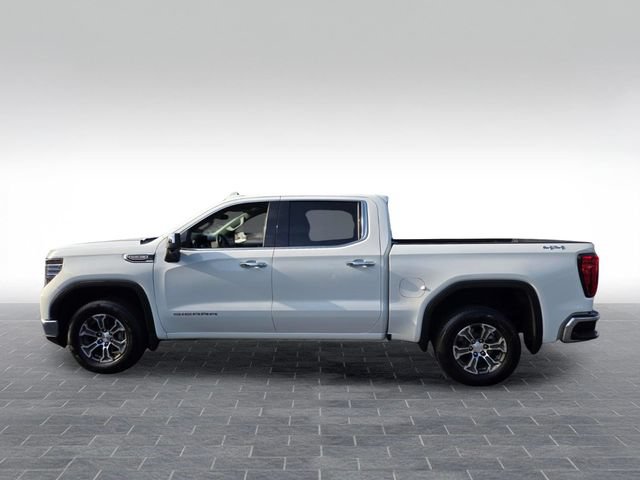 Used 2025 GMC Sierra 1500 SLT AWD/4WD image 4
