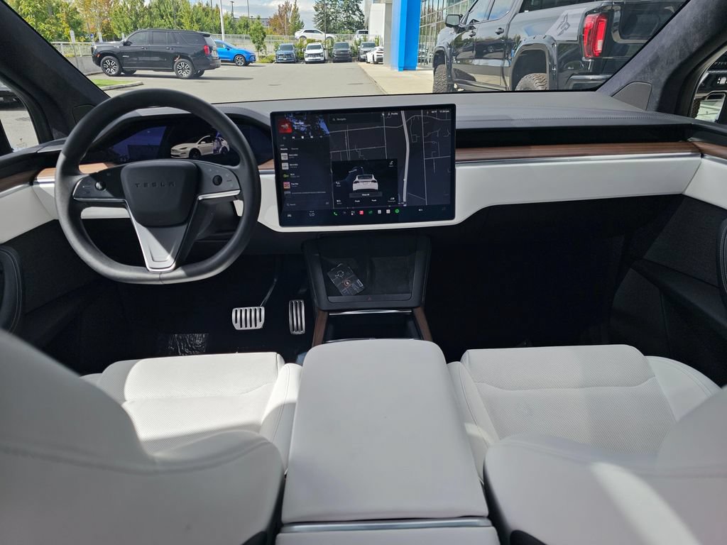 Used 2024 Tesla Model X AWD/4WD image 22