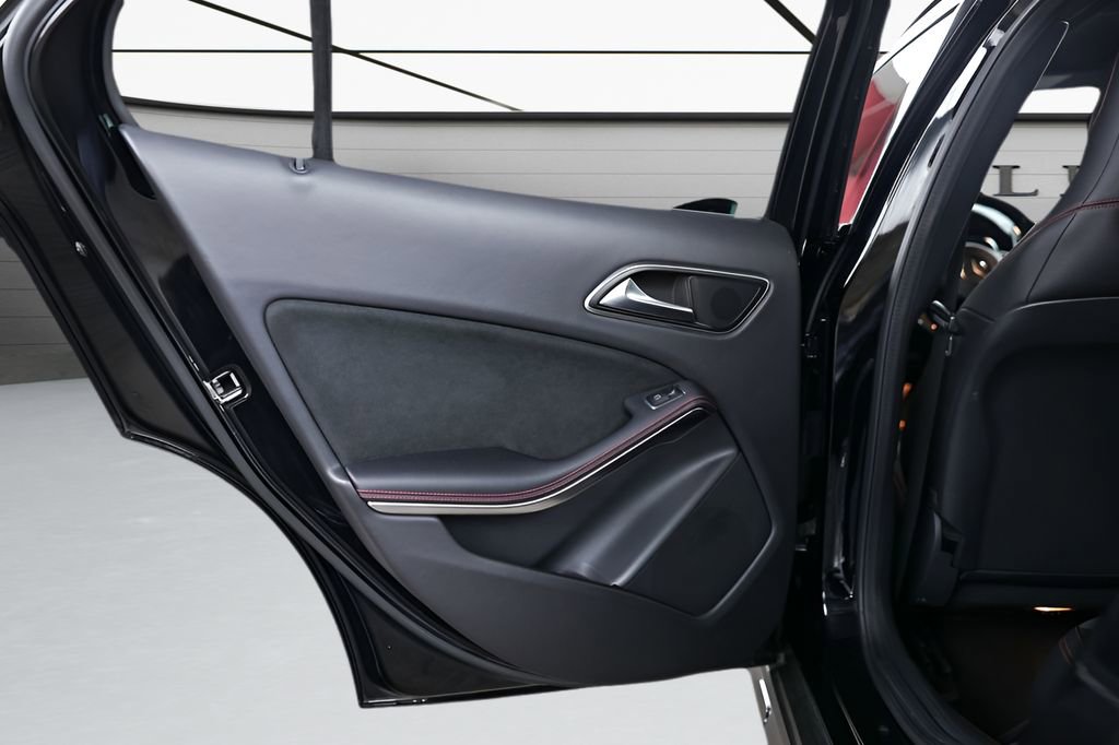 Used 2018 Mercedes-Benz GLA 45 AMG 4MATIC image 51