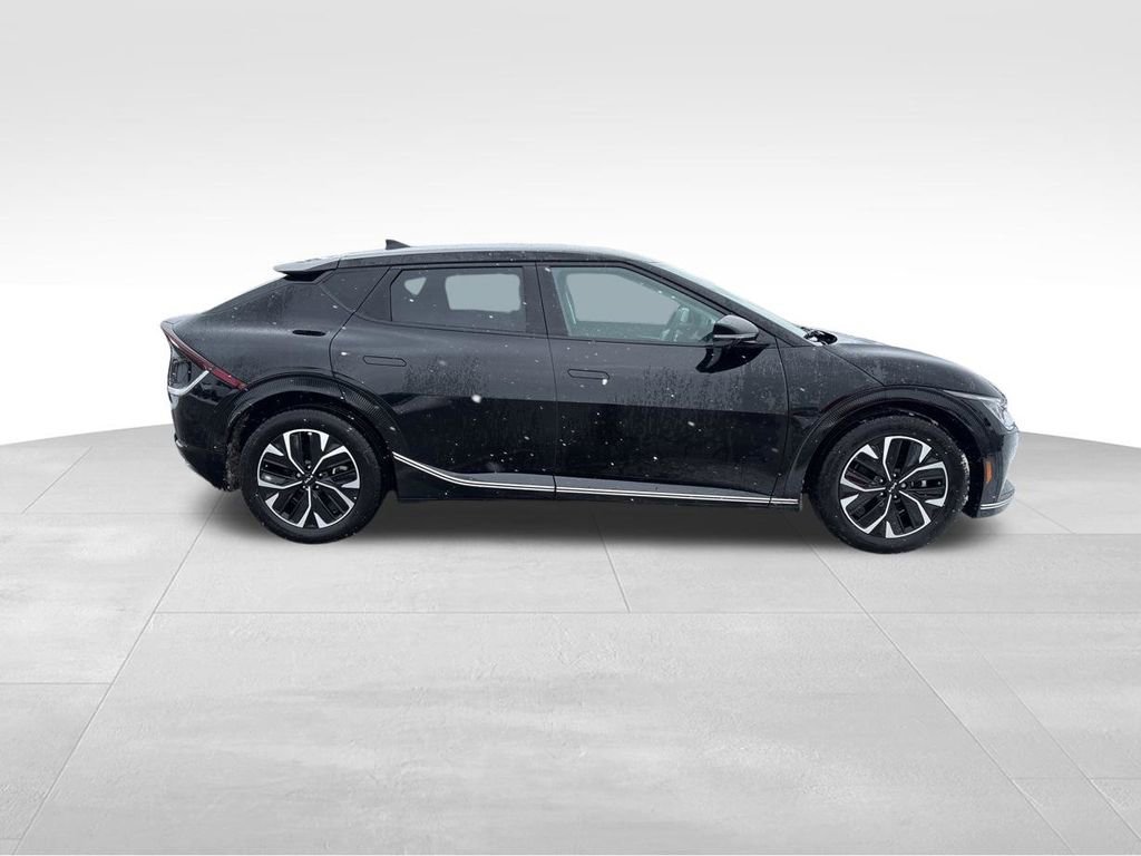 Certified 2024 Kia EV6 Wind w/ Wind Technology Package image 6