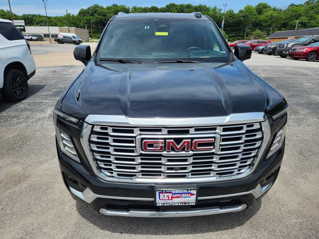 Used 2025 GMC Yukon Denali AWD/4WD image 28