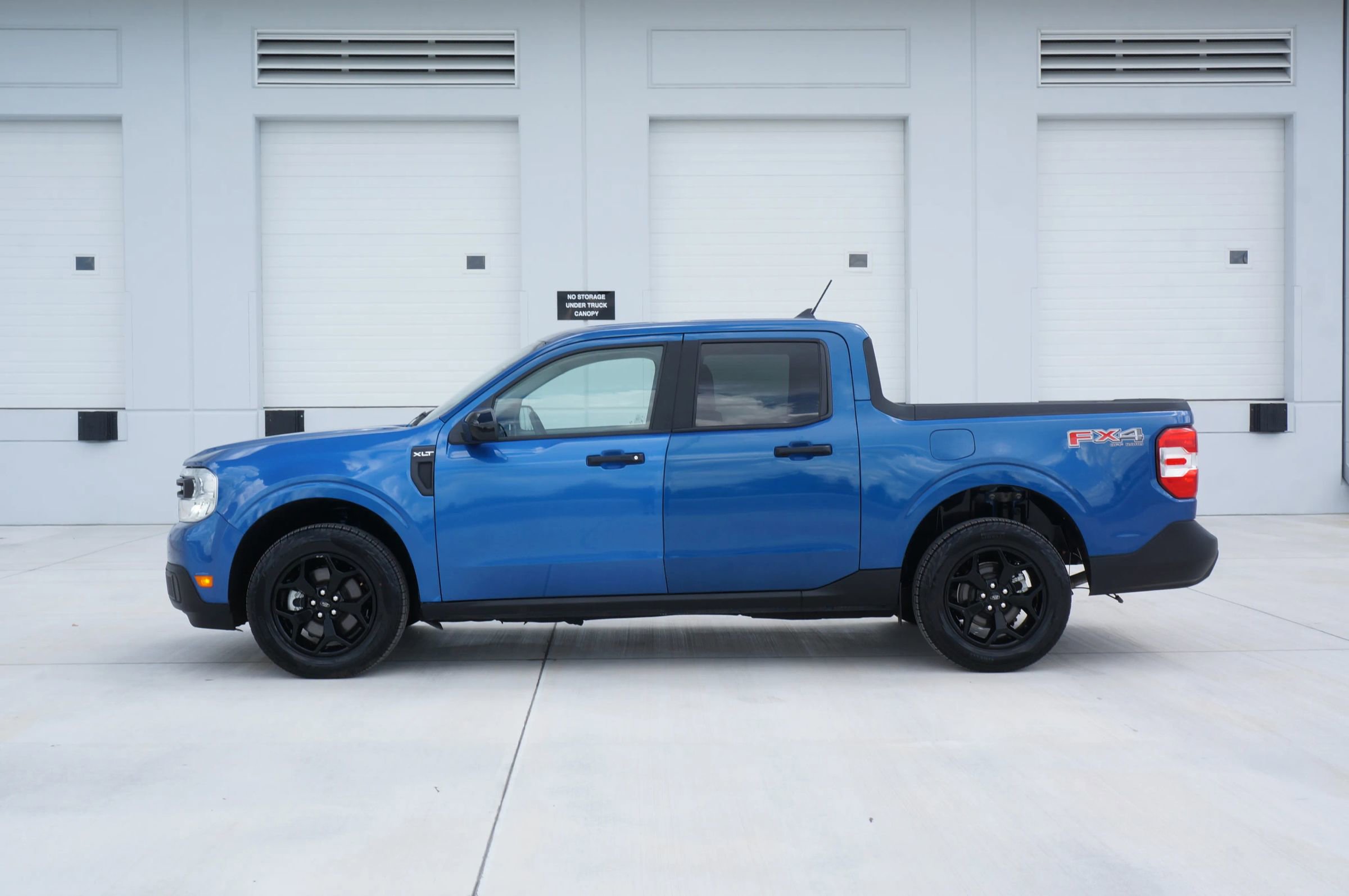 Used 2024 Ford Maverick XLT w/ XLT Luxury Package image 3