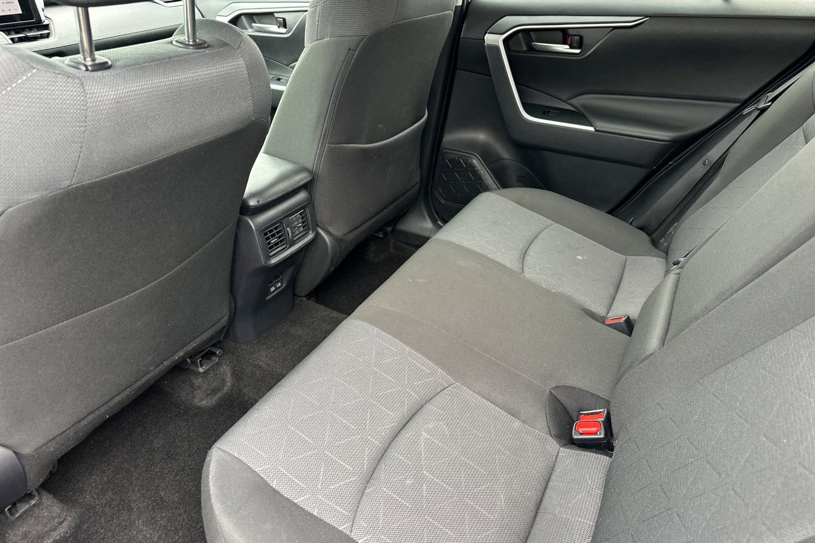 Certified 2025 Toyota RAV4 XLE image 15