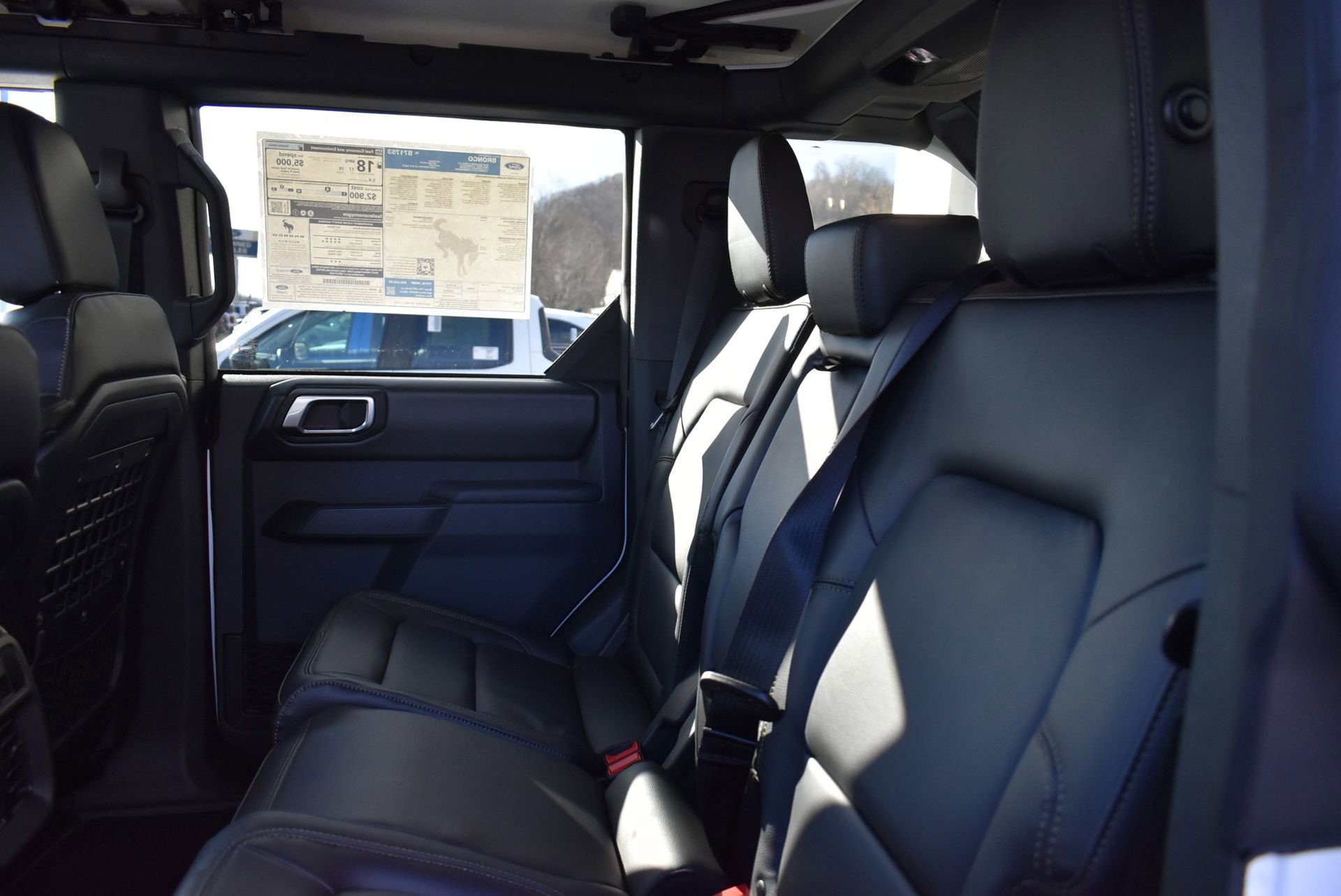 New 2025 Ford Bronco Badlands image 16