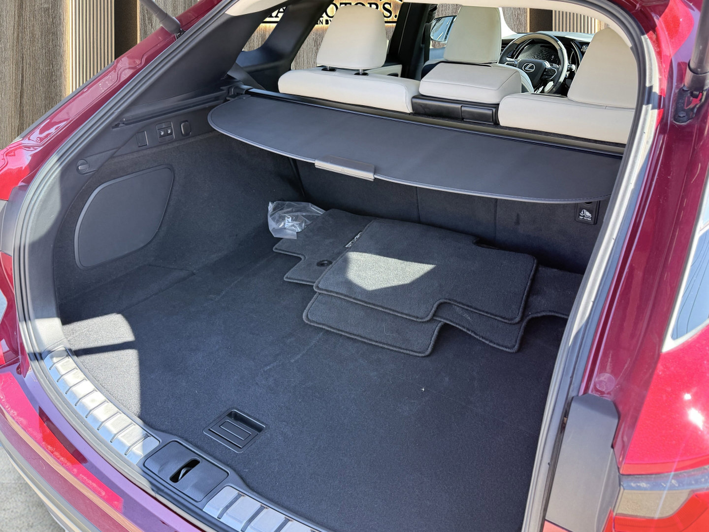 Used 2025 Lexus RX 350 Premium Plus w/ Convenience Package image 16