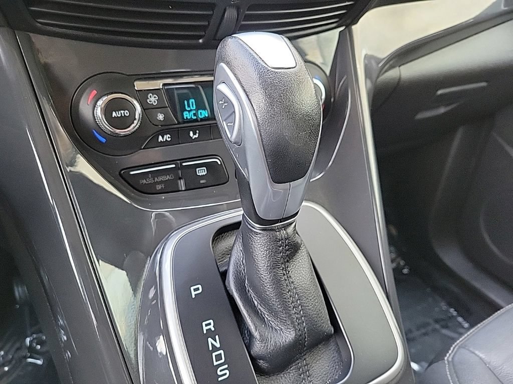 Used 2014 Ford Escape Titanium w/ Equipment Group 401A AWD/4WD image 24