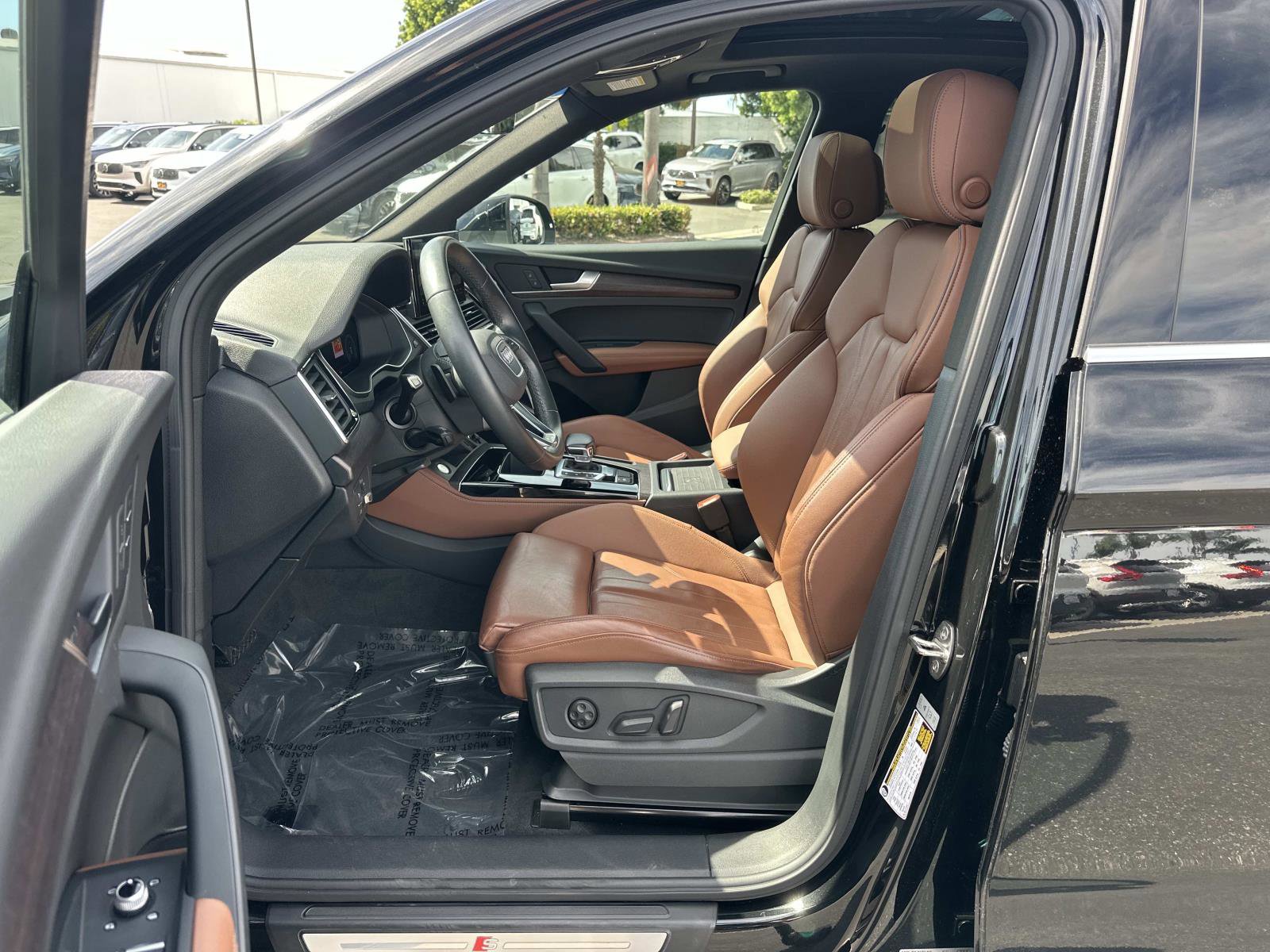 Used 2021 Audi Q5 2.0T Premium Plus w/ Premium Plus Package image 17