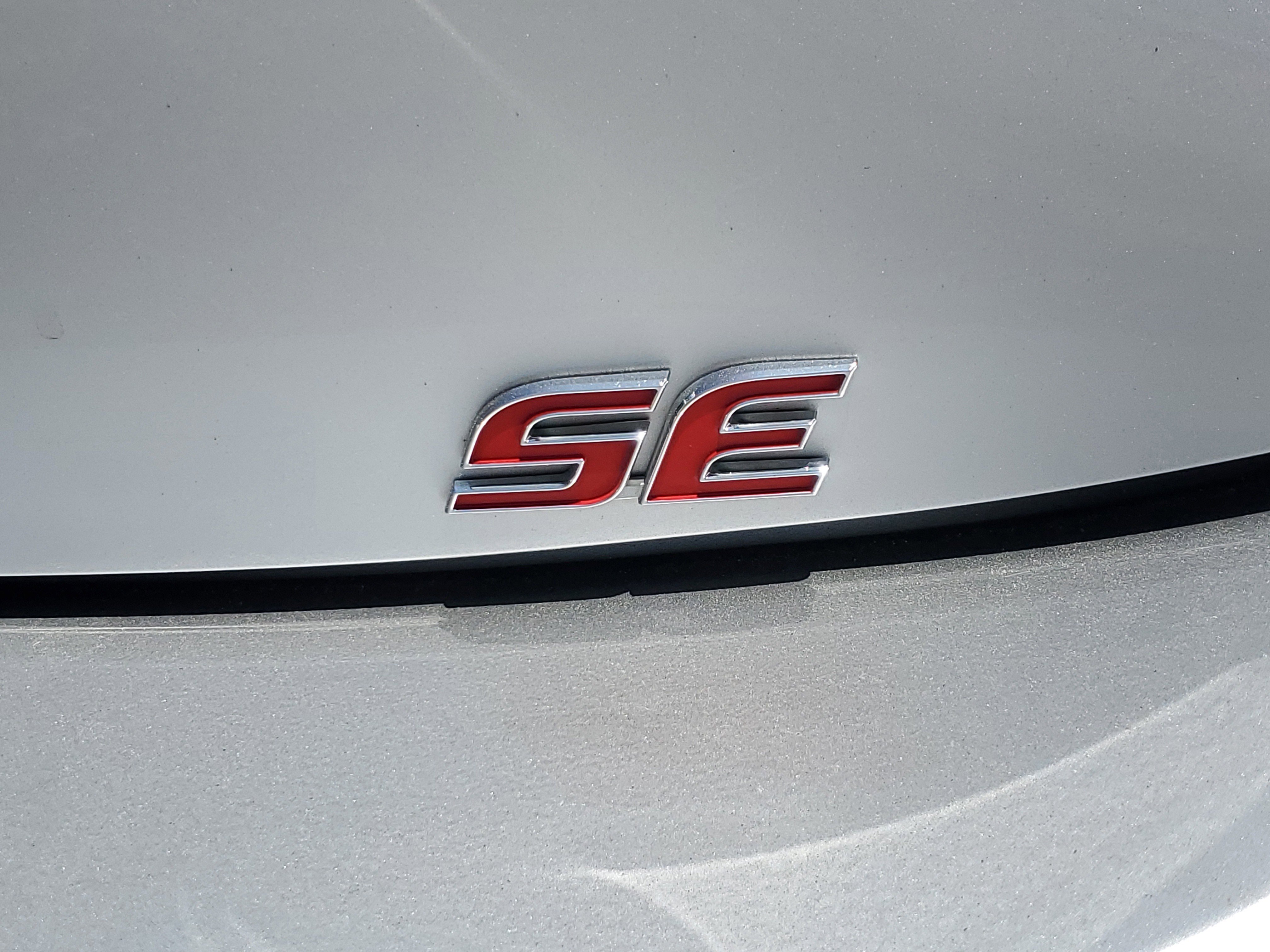 Used 2023 Toyota Corolla SE FWD image 7