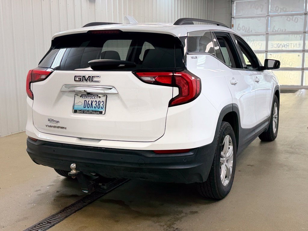 Used 2019 GMC Terrain SLE w/ Driver Convenience Package FWD image 5