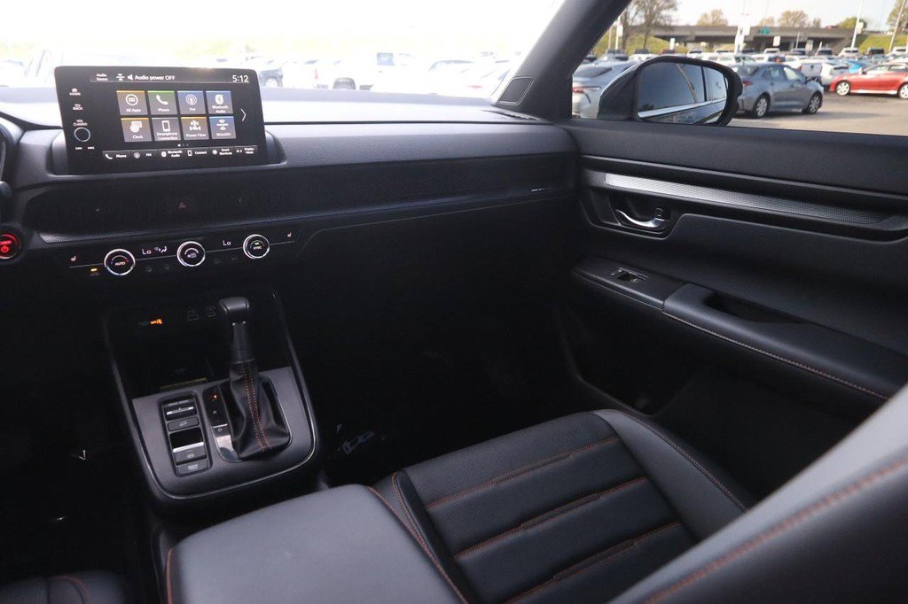 Used 2025 Honda CR-V Sport-L image 28