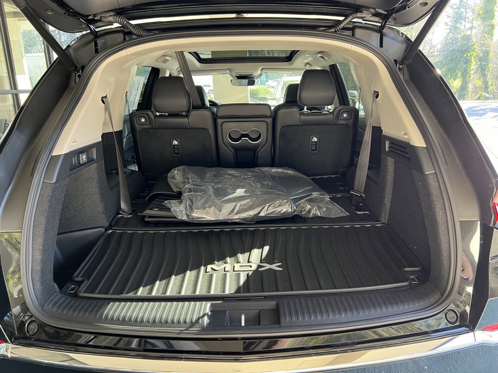 New 2026 Acura MDX SH-AWD image 9