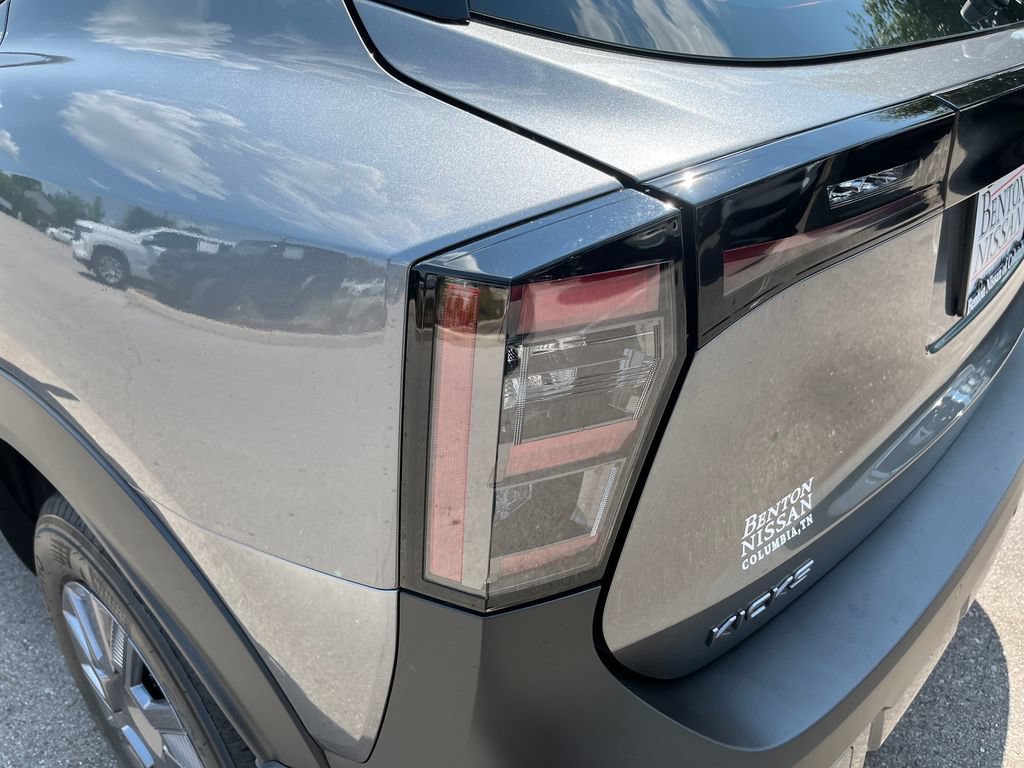 New 2026 Nissan Kicks S FWD image 39