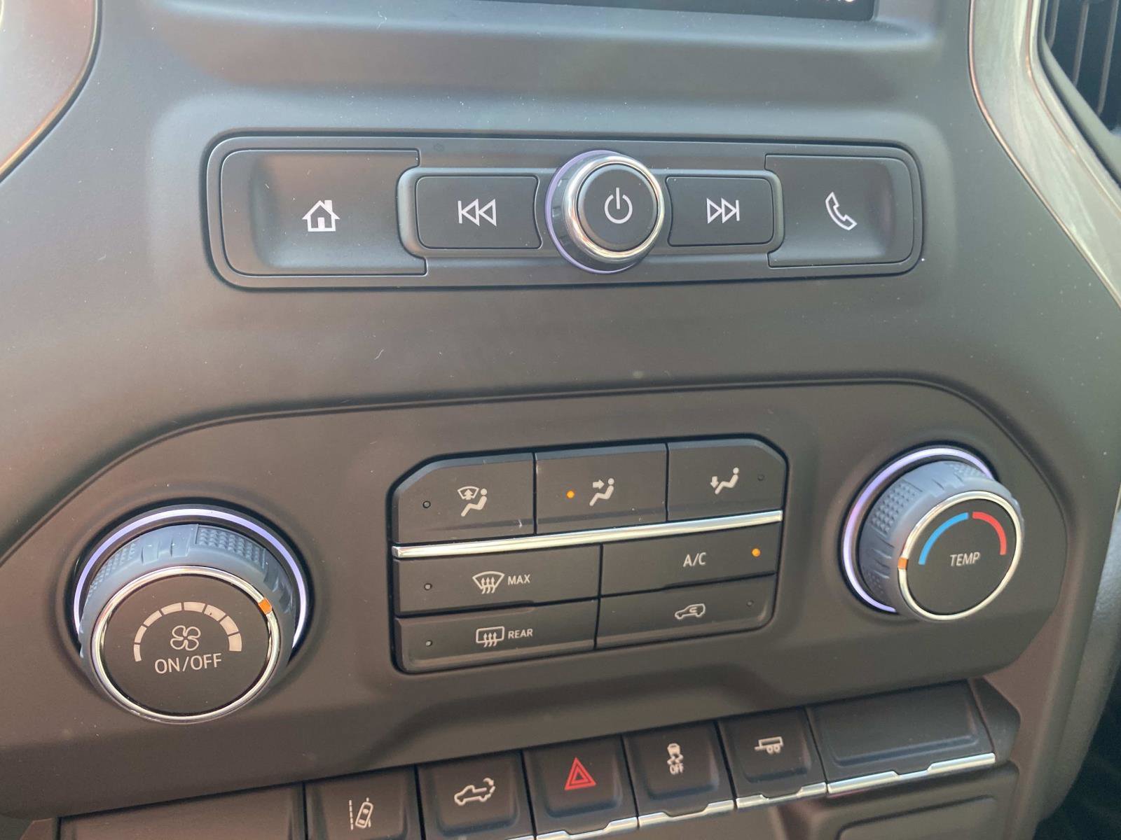 Used 2025 Chevrolet Silverado 2500 W/T w/ WT Convenience Package image 30