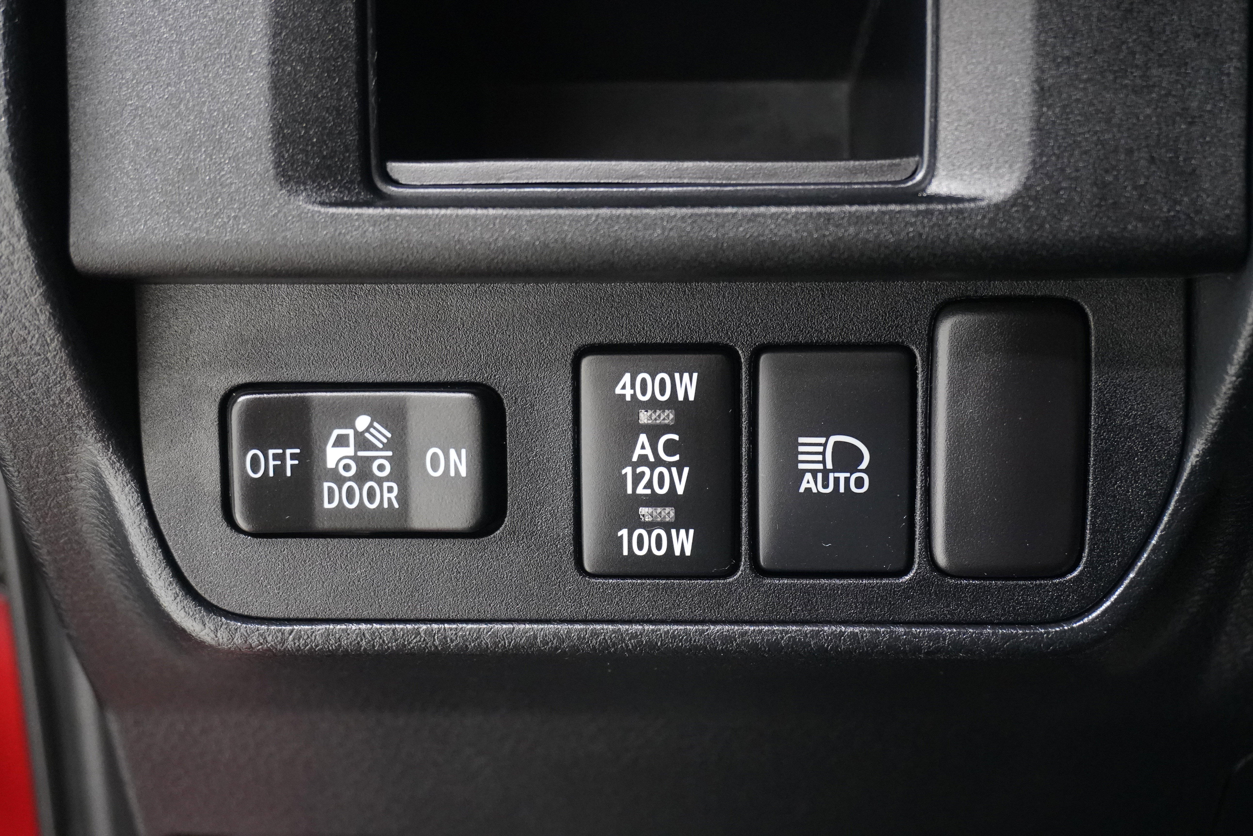 Used 2018 Toyota Tacoma TRD Off-Road w/ Technology Package AWD/4WD image 20