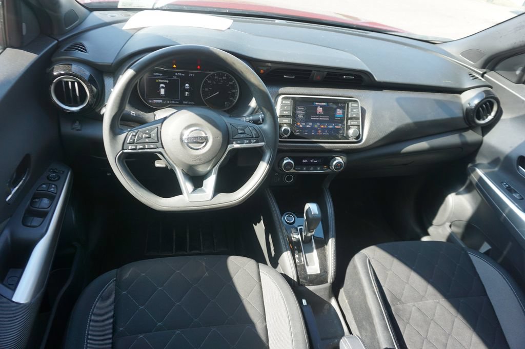 Used 2019 Nissan Kicks SV FWD image 5