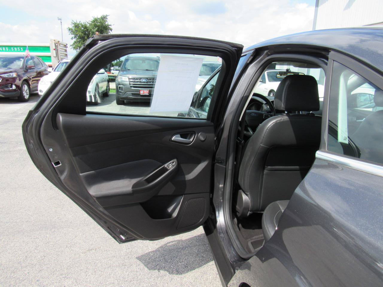 Used 2017 Ford Focus Titanium FWD image 42