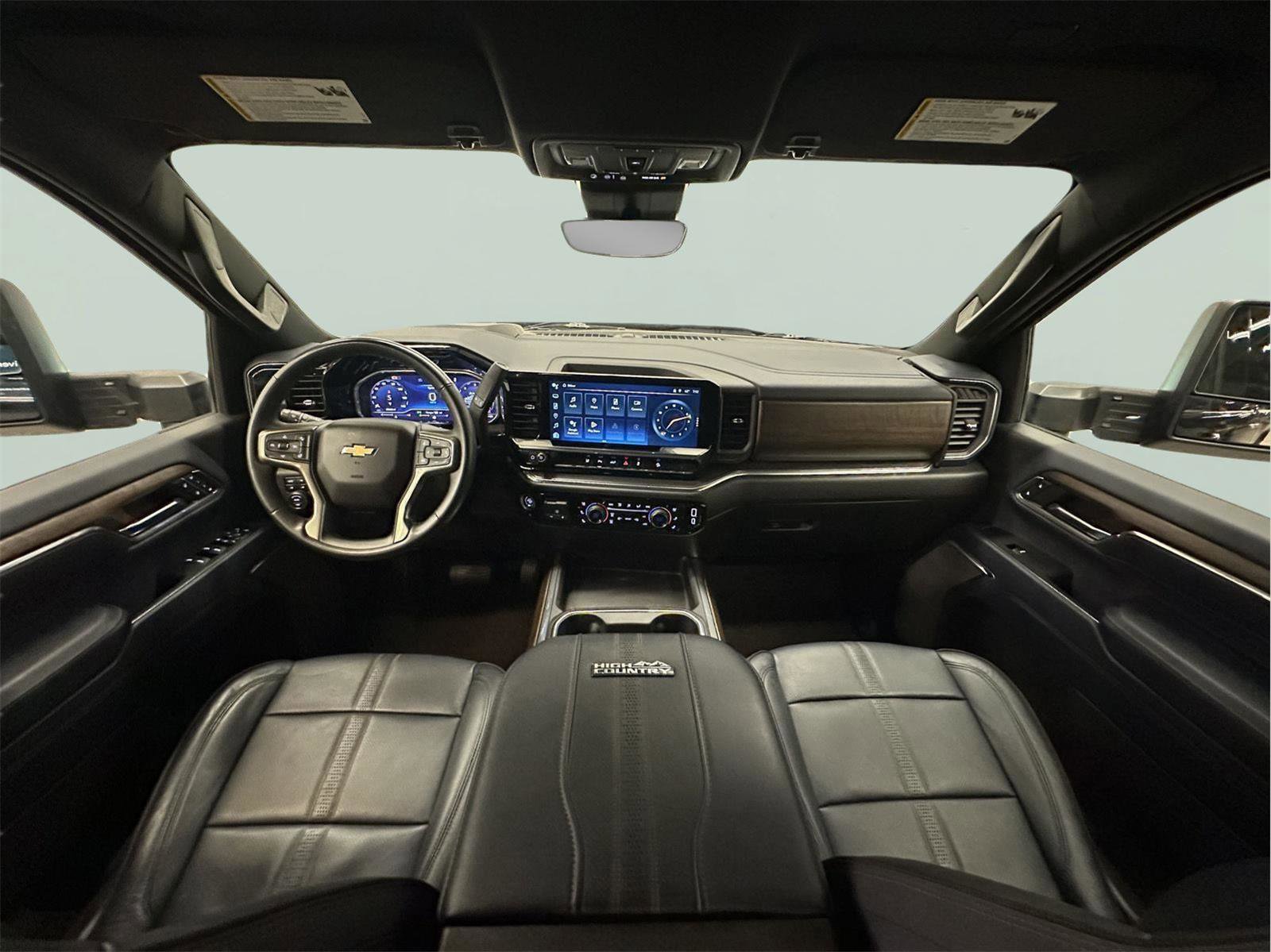 Certified 2024 Chevrolet Silverado 2500 High Country w/ Technology Package image 33