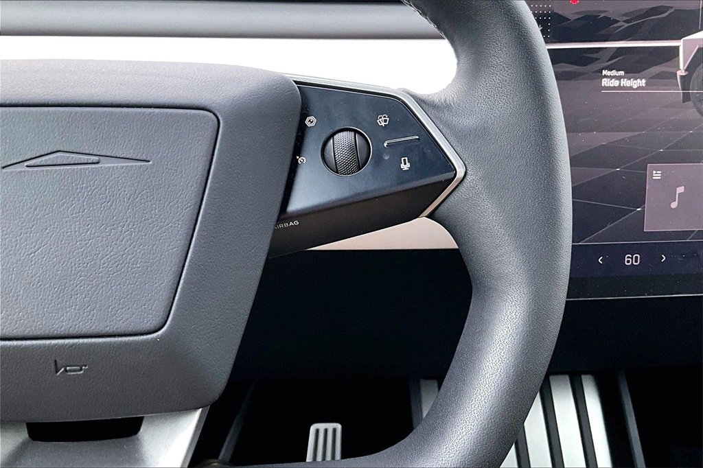 Used 2024 Tesla Cybertruck AWD Crew Cab image 13