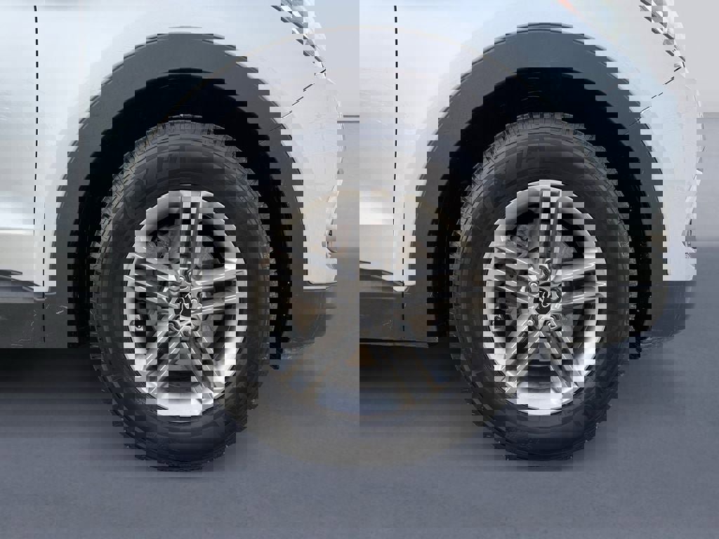 Used 2017 Hyundai Santa Fe Sport image 9